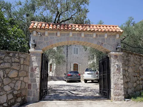 Sale, house, 480m², Reževići, Budva - image 39