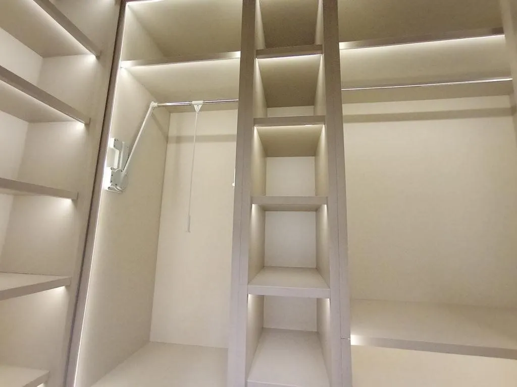 Sale, three bedroom apartment, 270m², Centar, Podgorica