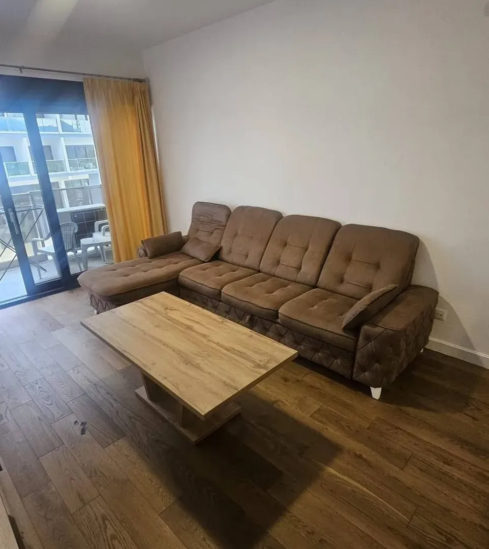 Prodaja, jednosoban stan, 64m², Soho City, Bar