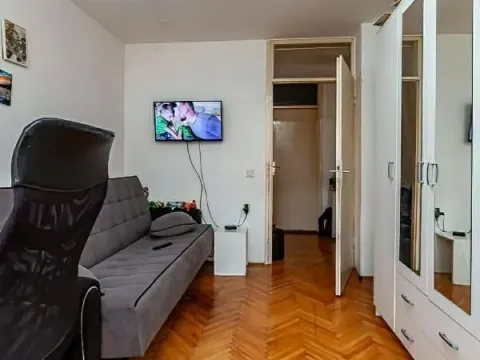Sale, two bedroom apartment, 59m², Medijana, Niš - image 7