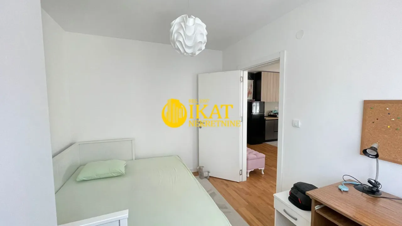 Izdavanje, dvosoban stan, 47m², Karaburma, Palilula Sve Podlokacije