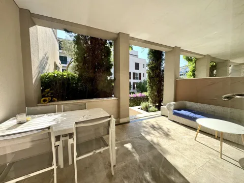 Prodaja, trosoban stan, 115m², Porto Montenegro, Tivat - image 13