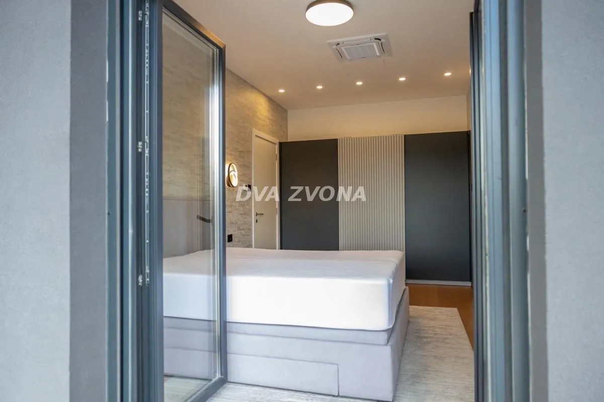 Prodaja, stan, 309m², Bulevar Evrope, Novi Sad Sve Podlokacije