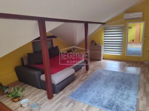 Prodaja, kuća, 180m², Centar, Subotica - image 4