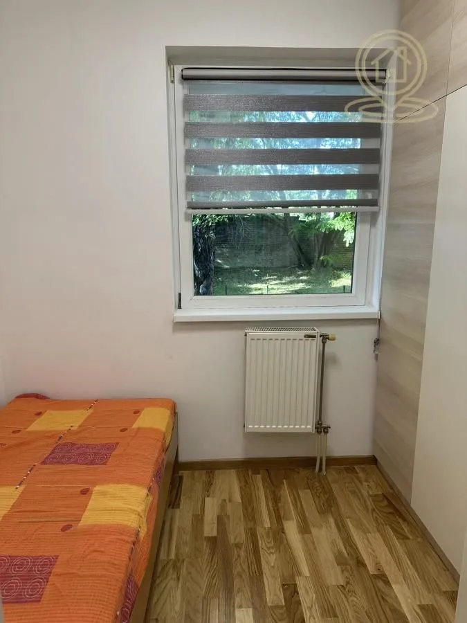 Izdavanje, trosoban stan, 52m², Grbavica, Novi Sad Sve Podlokacije