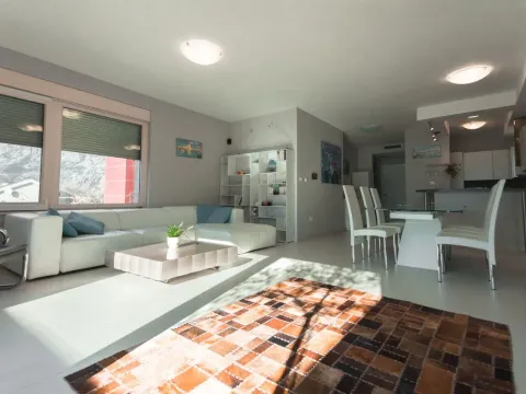Sale, apartment, 381m², Ljuta, Kotor - image 14