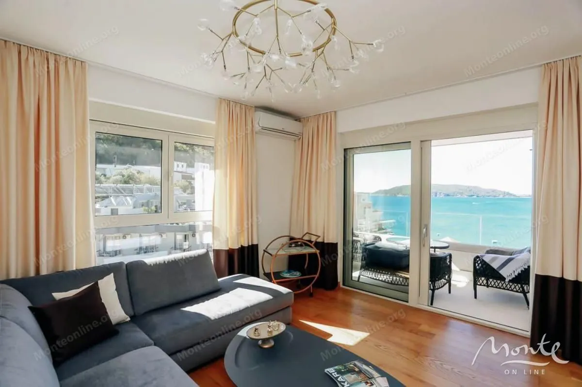 Sale, three bedroom apartment, 220m², Rafailovići, Budva