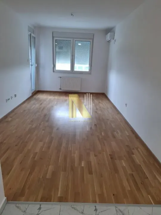 Prodaja, jednosoban stan, 45m², Avijatičarsko naselje, Novi Sad Sve Podlokacije
