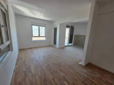 Prodaja, jednosoban stan, 46m², Momišići, Podgorica - image 7