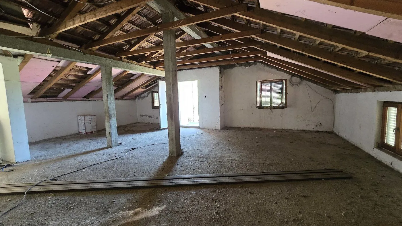 Prodaja, kuća, 236m², Velje Brdo, Podgorica