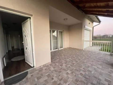 Sale, house, 201m², Veternik, Novi Sad Sve Podlokacije - image 3