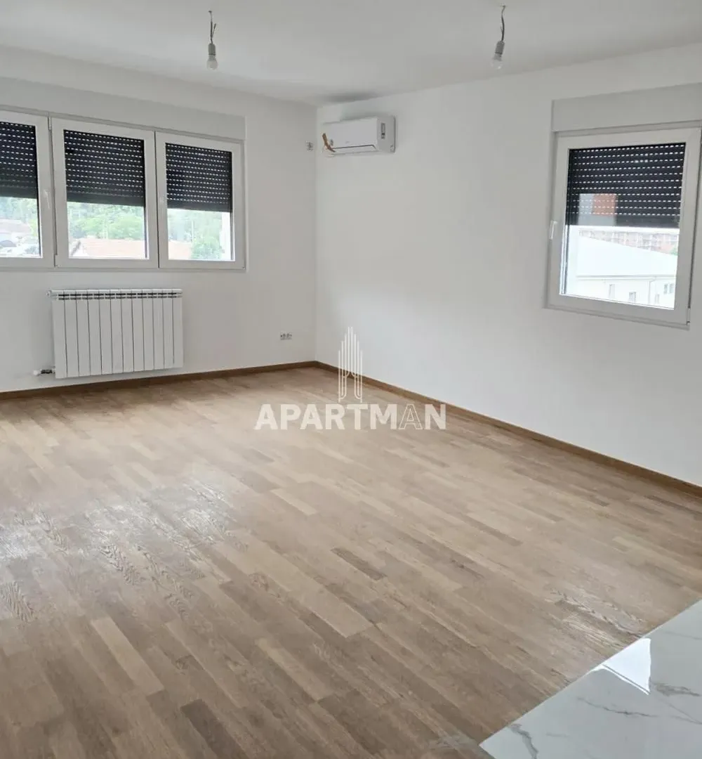 Prodaja, trosoban stan, 60m², Ledine, Beograd