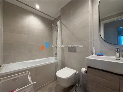 Rent, three bedroom apartment, 88m², Savski Venac, Beograd - image 4