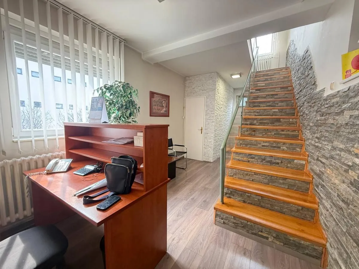 Rent, office space, 125m², Banatić, Novi Sad Sve Podlokacije