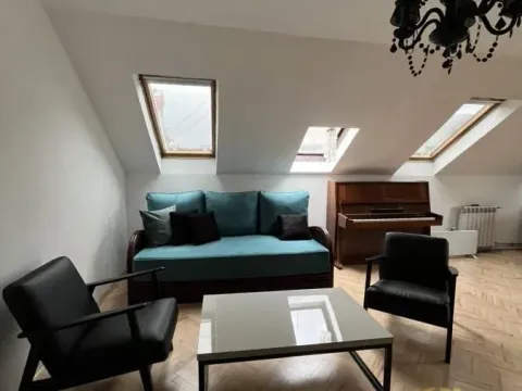 Izdavanje, dvosoban stan, 72m², Lekino Brdo, Voždovac Sve Podlokacije