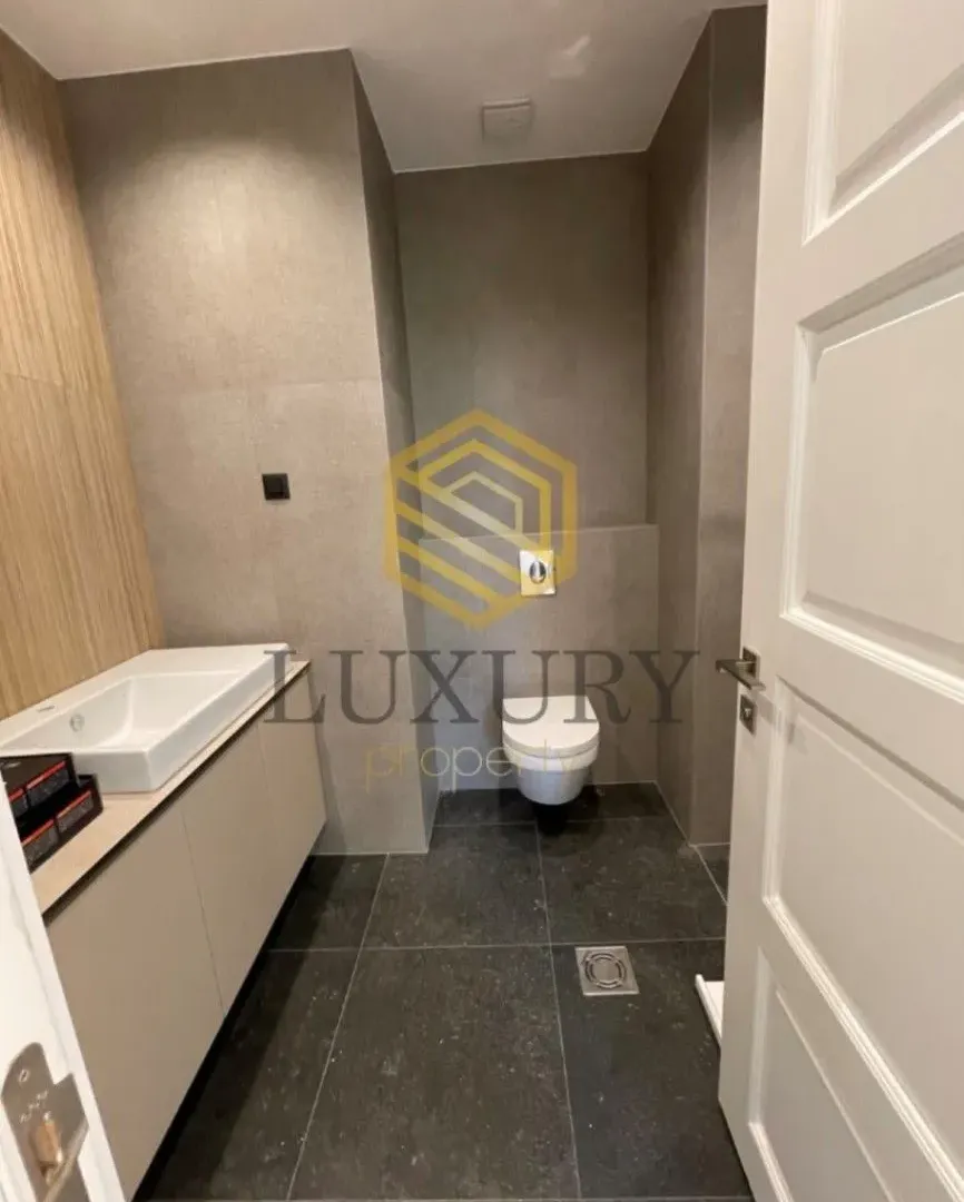 Rent, three bedroom apartment, 130m², City Kvart, Podgorica