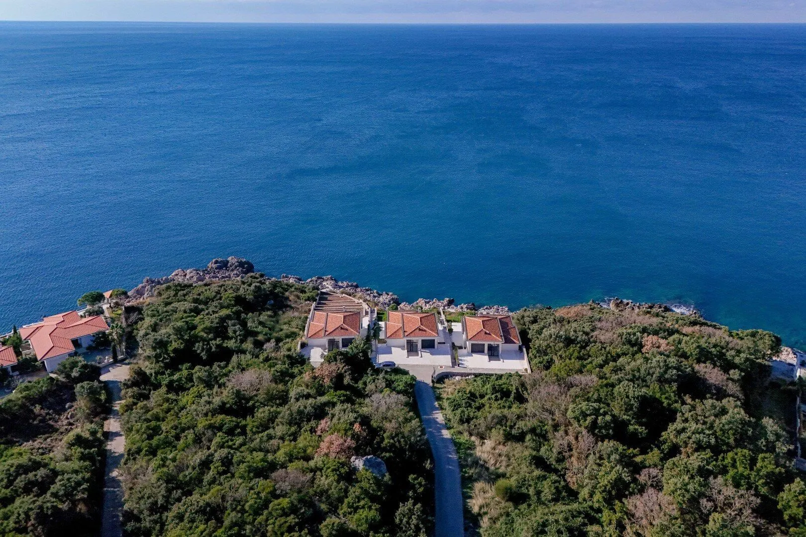 Sale, house, 370m², Utjeha, Bar