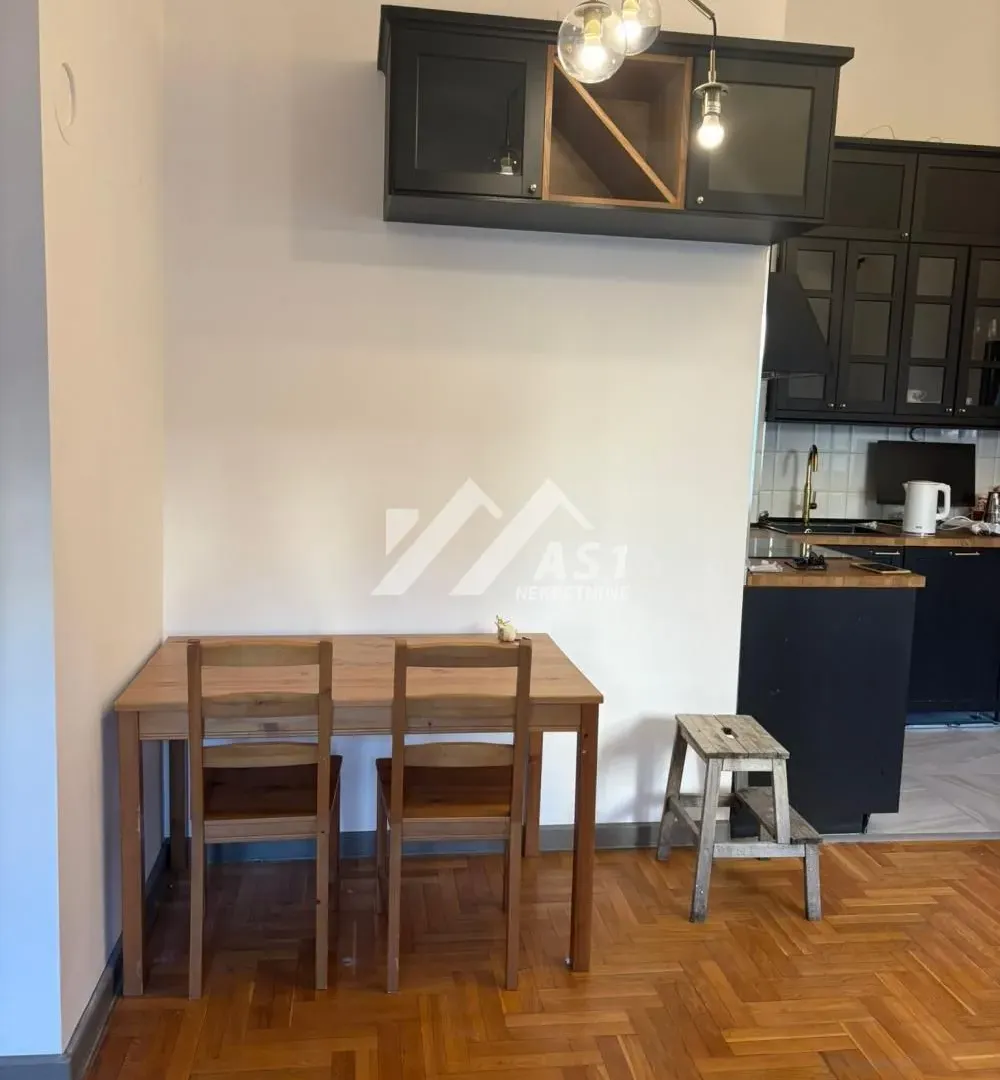 Izdavanje, trosoban stan, 70m², Grbavica, Novi Sad Sve Podlokacije
