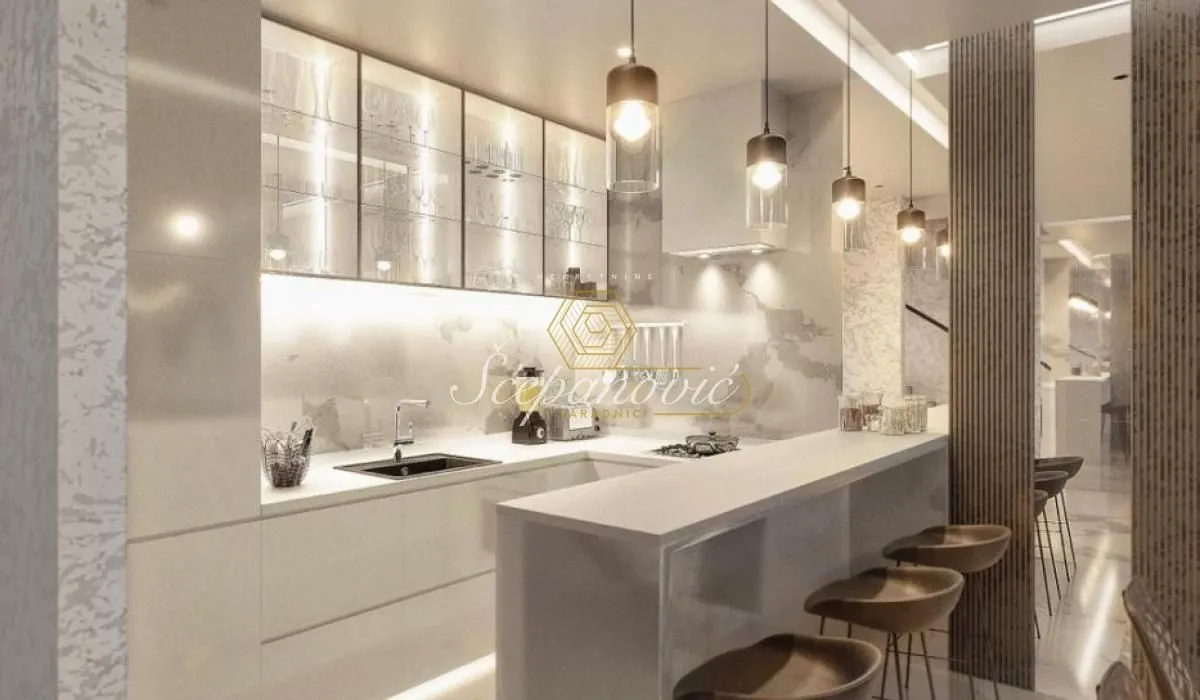Izdavanje, kuća, 180m², Sremska Kamenica, Petrovaradin