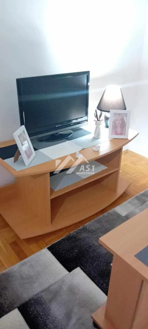 Izdavanje, jednosoban stan, 34m², Nova Detelinara, Novi Sad Sve Podlokacije