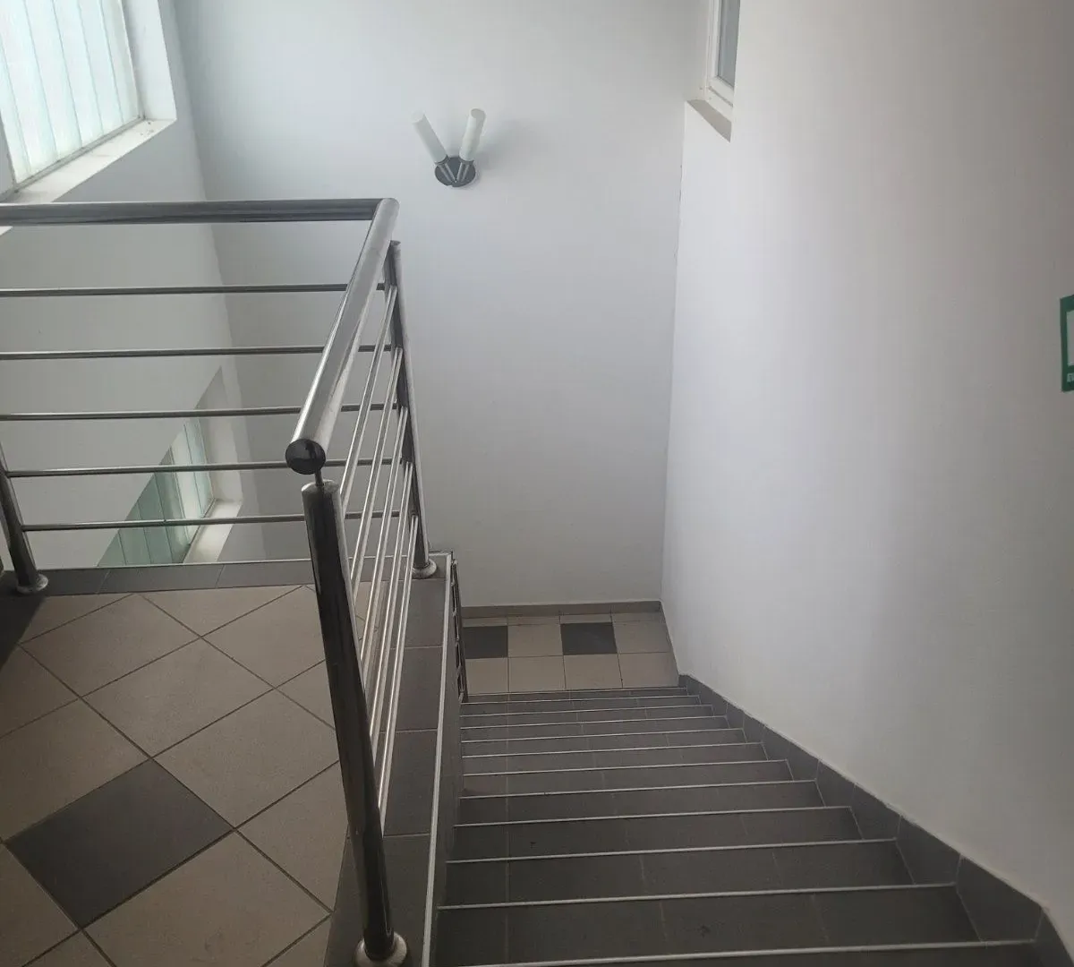 Rent, office space, 750m², Veternik, Novi Sad Sve Podlokacije