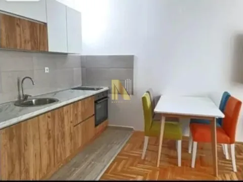 Prodaja, dvosoban stan, 40m², Petrovaradin, Novi Sad - image 2