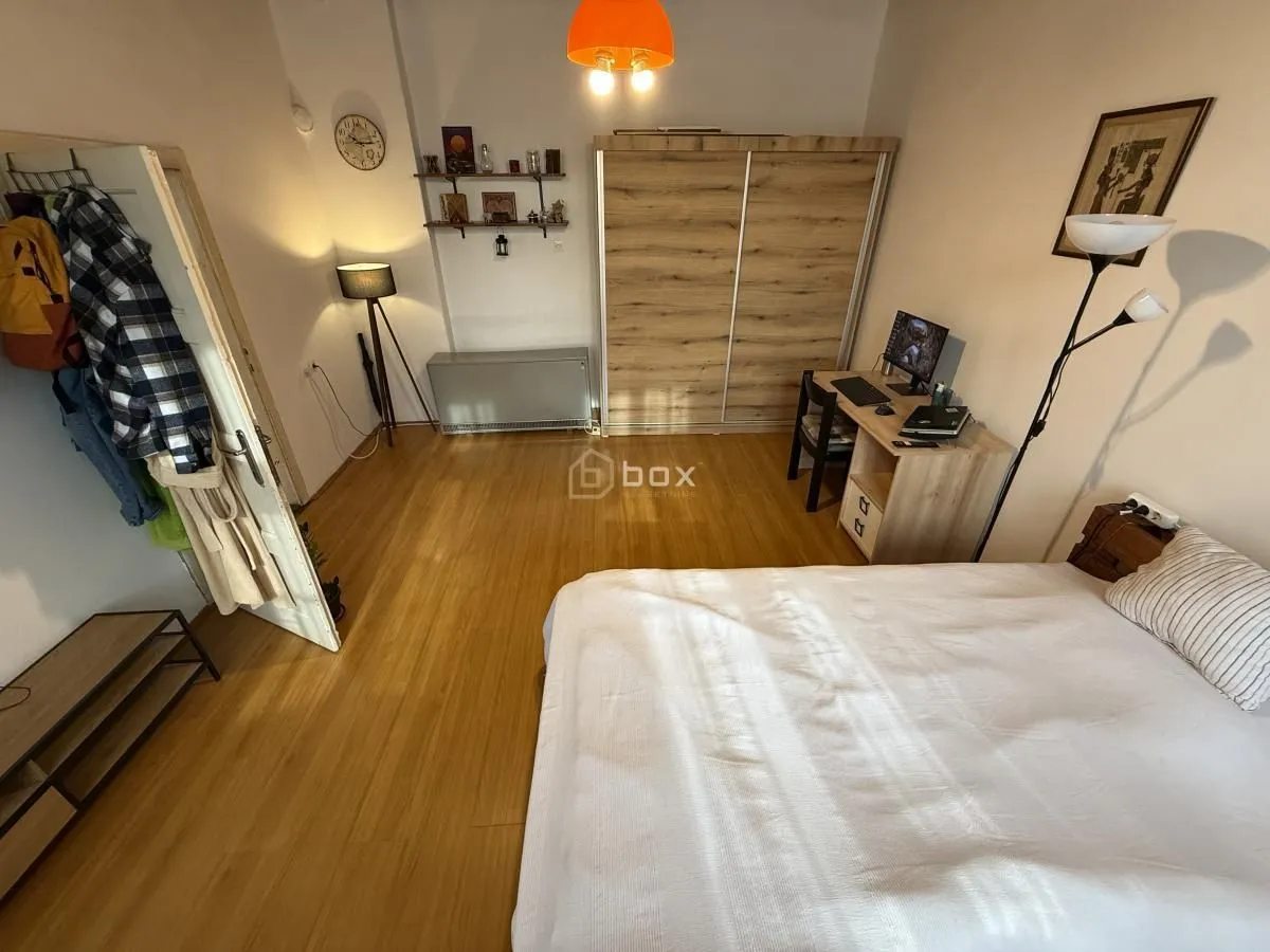 Rent, office space, 110m², Crveni Krst, Niš