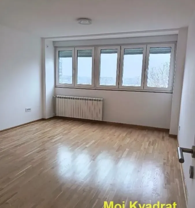 Prodaja, dvosoban stan, 61m², Stari Merkator, Novi Beograd Sve Podlokacije