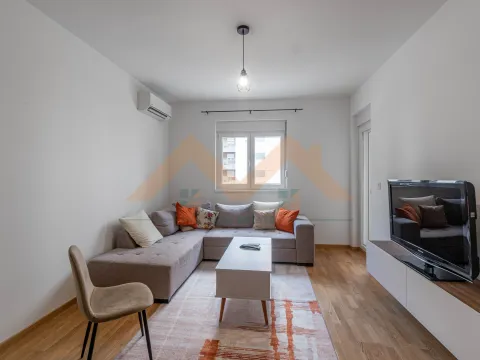 Izdavanje, stan, 45m², Stari Aerodrom, Podgorica