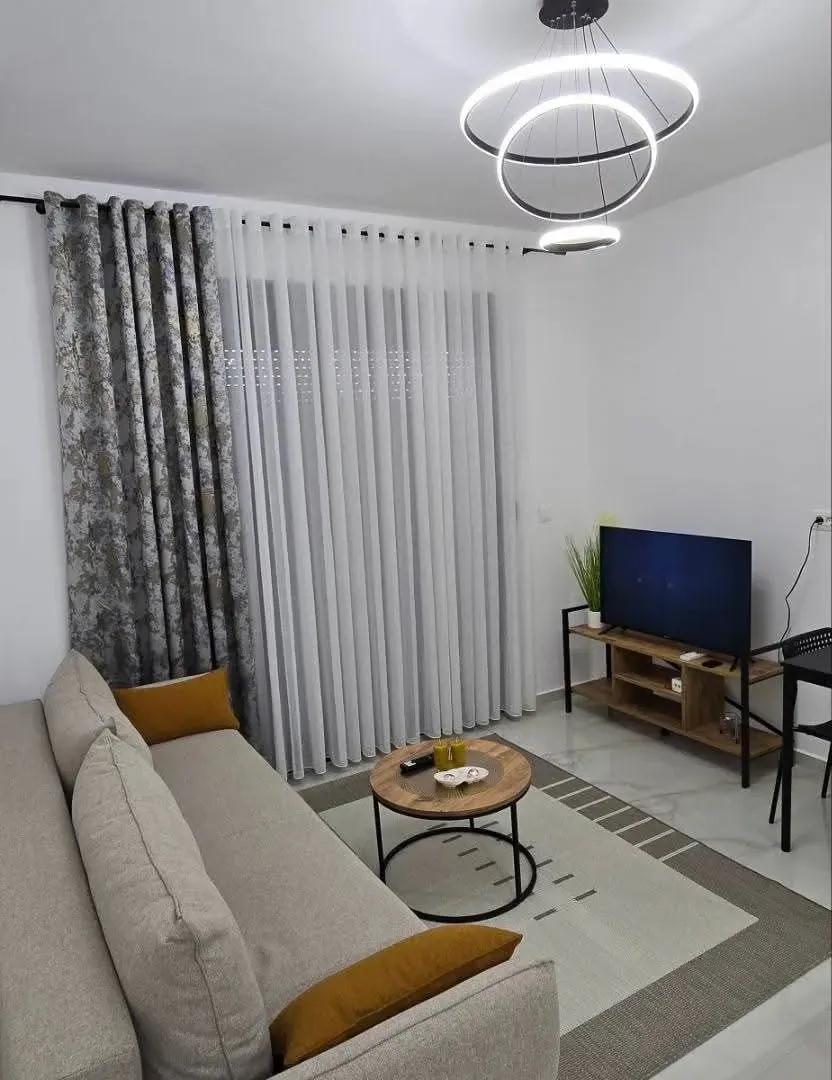 Rent, studio apartment, 25m², Čeluga, Bar