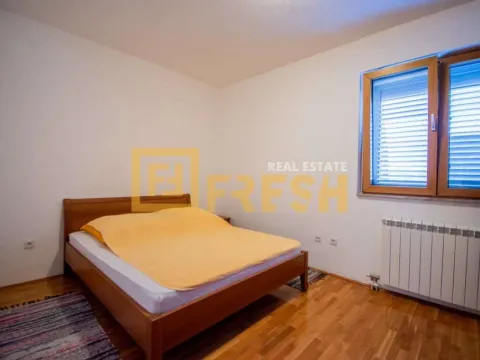 Prodaja, kuća, 275m², Tivat, Crna Gora - image 17