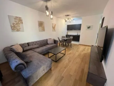 Izdavanje, dvosoban stan, 68m2, New City, Podgorica Izdavanje, dvosoban stan, 68m2, New City, Podgorica