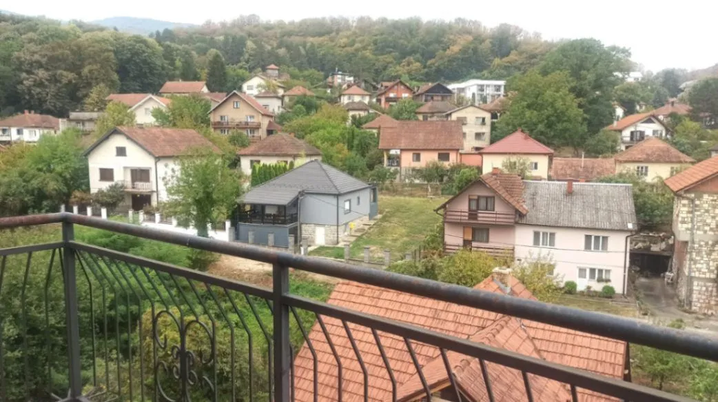 Prodaja, dvosoban stan, 77m², Banja Koviljača, Loznica