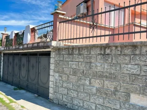 Prodaja, kuća, 200m², Kotor, Crna Gora - image 10