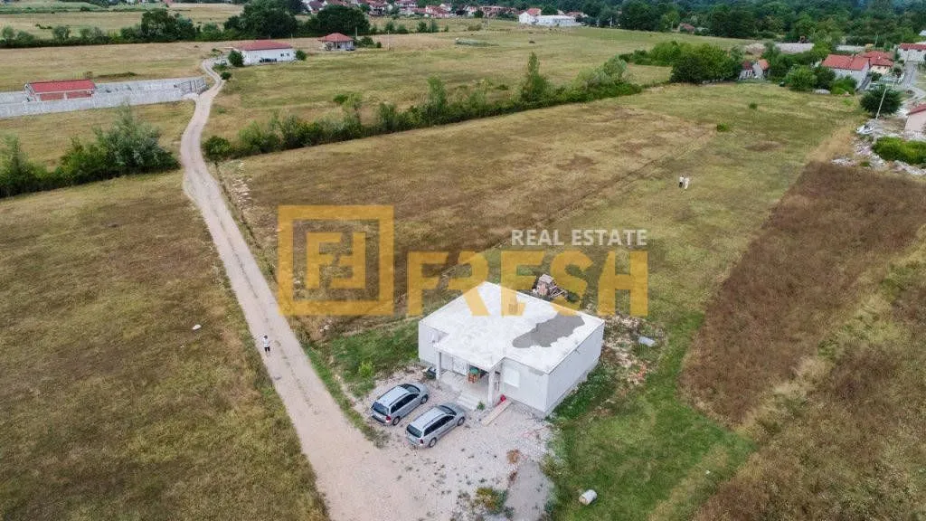 Prodaja, plac, 960m², Danilovgrad, Crna Gora