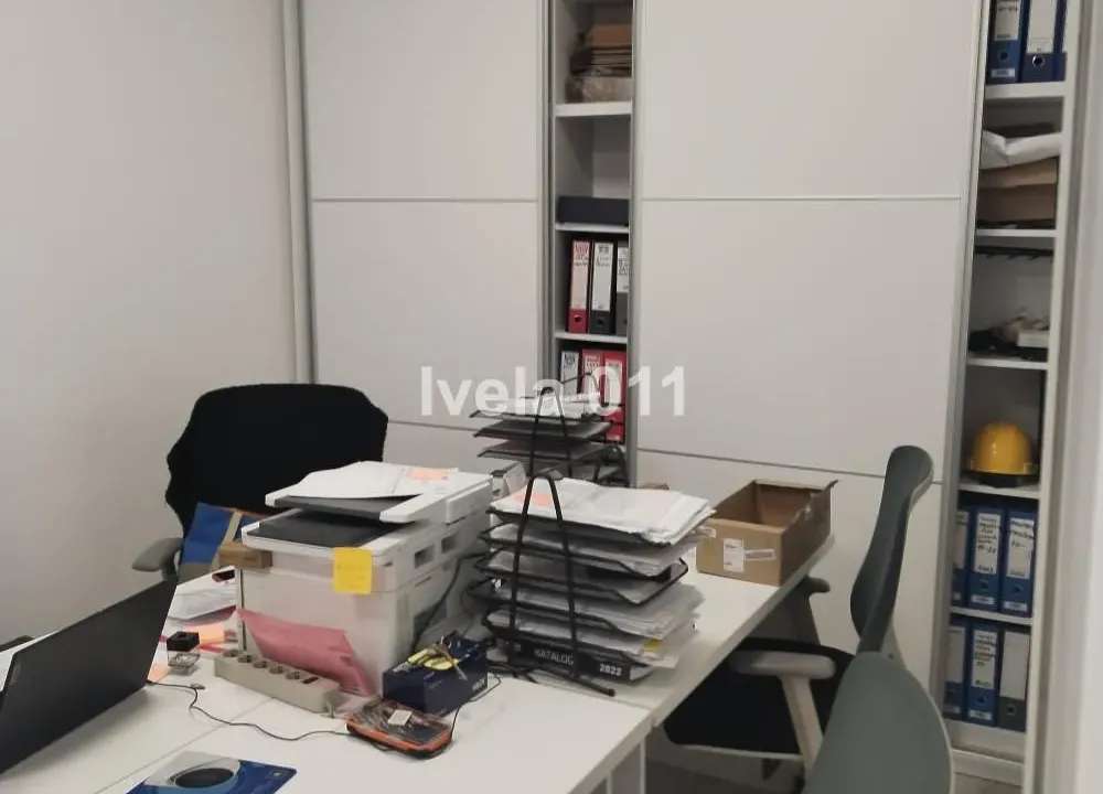 Izdavanje, poslovni prostor, 35m², Savski Venac, Beograd