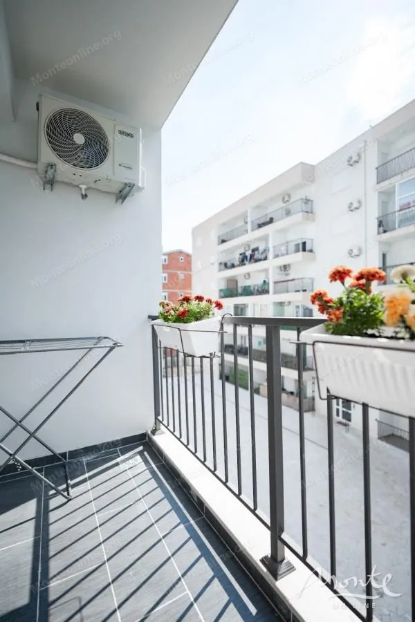 Sale, one bedroom apartment, 46m², Podkošljun, Budva
