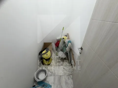 Izdavanje, poslovni prostor, 67m², Centar, Podgorica - image 14