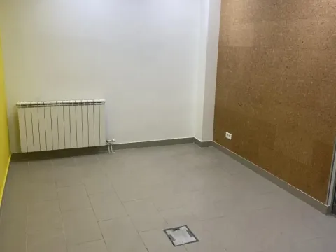 Rent, office space, 300m², Savski Venac, Beograd - image 15