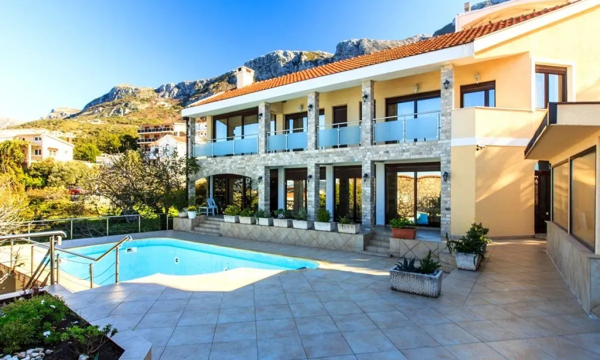 Prodaja, kuća, 340m², Budva, Crna Gora