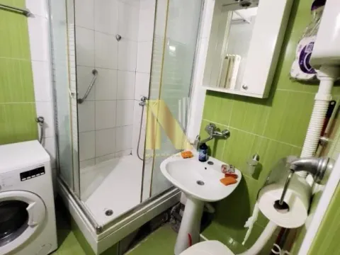 Sale, two bedroom apartment, 43m², Novo naselje, Novi Sad - image 11