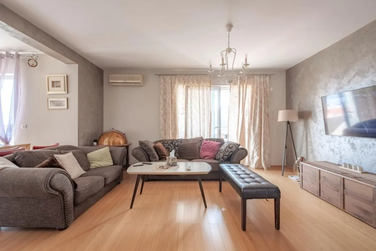 Prodaja, dvosoban stan, 76m², Budva, Crna Gora