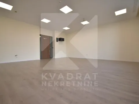 Rent, office space, 2542m², Centar, Podgorica - image 8