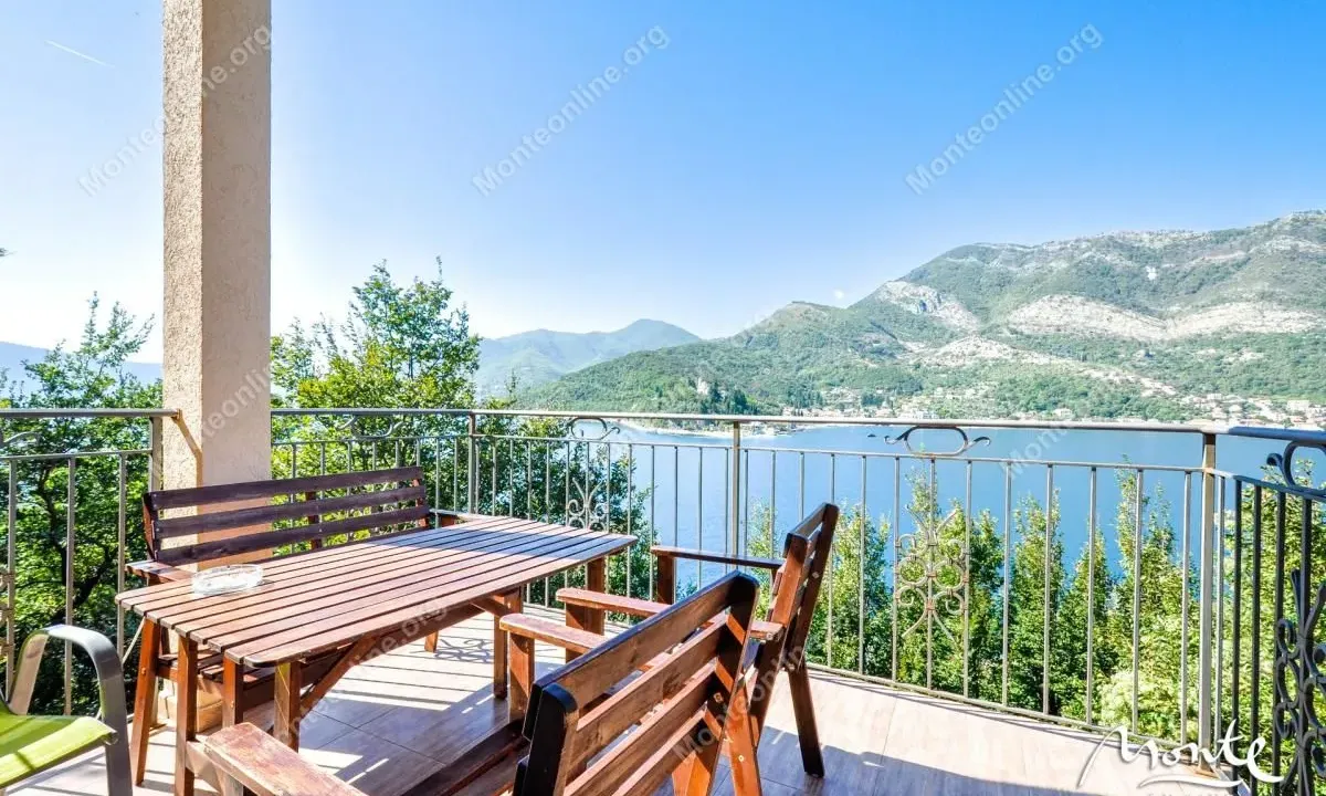 Prodaja, kuća, 148m², Lepetani, Tivat