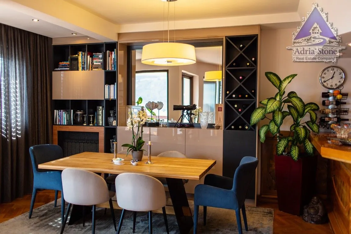 Izdavanje, trosoban stan, 156m², Dubovica, Budva