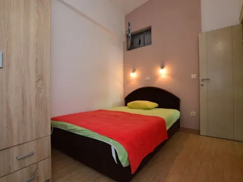 Izdavanje, dvosoban stan, 70m², Kumbor, Herceg Novi - image 12