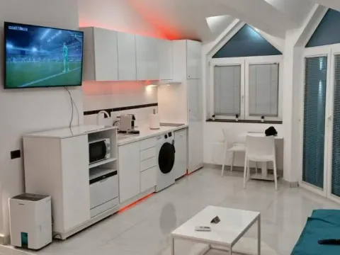 Prodaja, četvorosoban stan, 155m², Đeram Pijaca, Beograd - image 9