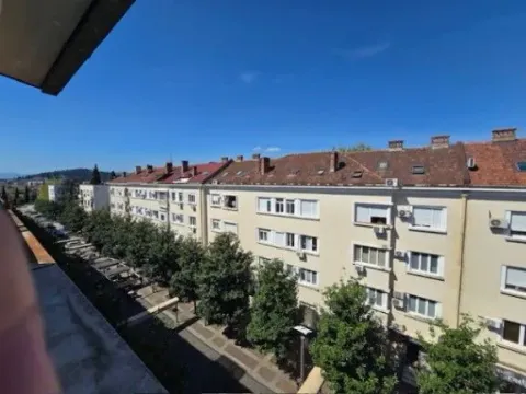 Prodaja, dvosoban stan, 75m², Centar, Podgorica - image 11