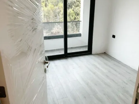 Sale, house, 220m², Bar, Crna Gora - image 4