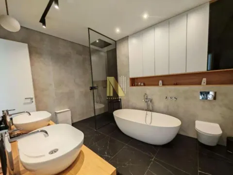 Prodaja, četvorosoban stan, 184m², Savski Venac, Beograd - image 8